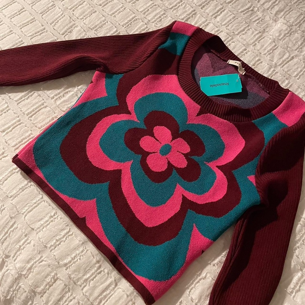 Y2K Ribbed Flower Crop Top